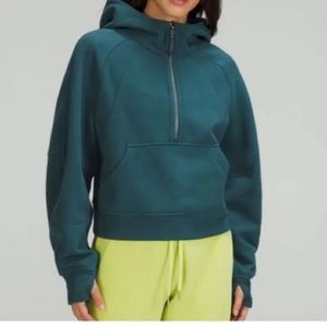 LULULEMON SCUBA GREEN L/XL barely wore